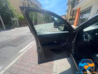 JAGUAR E-Pace usata, con Sensori di parcheggio posteriori