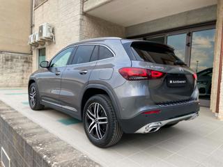 MERCEDES-BENZ GLA 200 usata, con Boardcomputer