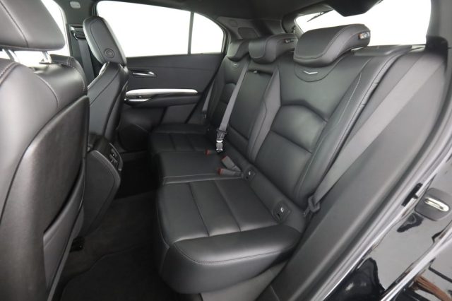 CADILLAC XT4 usata 9
