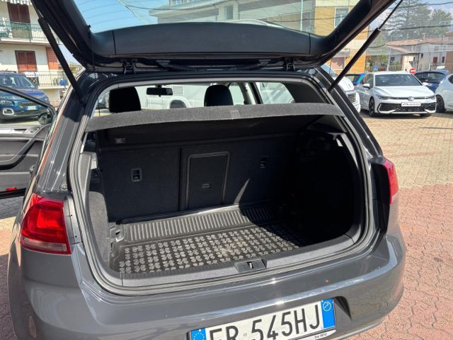 VOLKSWAGEN Golf usata, con Chiusura centralizzata