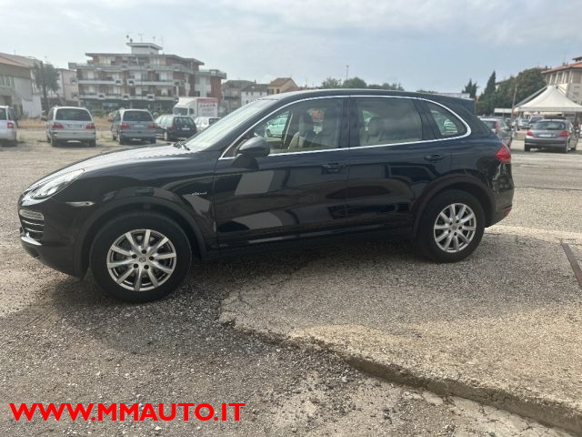 PORSCHE Cayenne usata, con Alzacristalli elettrici