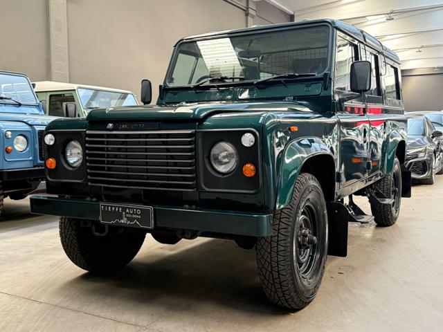 LAND ROVER Defender usata 0