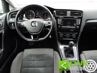 VOLKSWAGEN Golf usata, con Autoradio