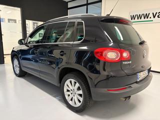 VOLKSWAGEN Tiguan usata, con Autoradio