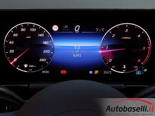 MERCEDES-BENZ GLA 200 usata, con Sensori di parcheggio posteriori