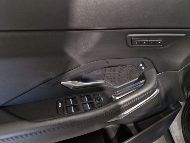 JAGUAR E-Pace usata, con Sedile posteriore sdoppiato