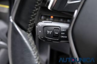 PEUGEOT 3008 usata, con Touch screen