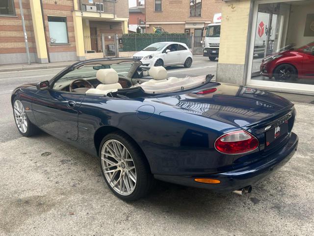 JAGUAR XK8 usata, con Cerchi in lega
