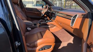 PORSCHE Cayenne usata, con Park Distance Control