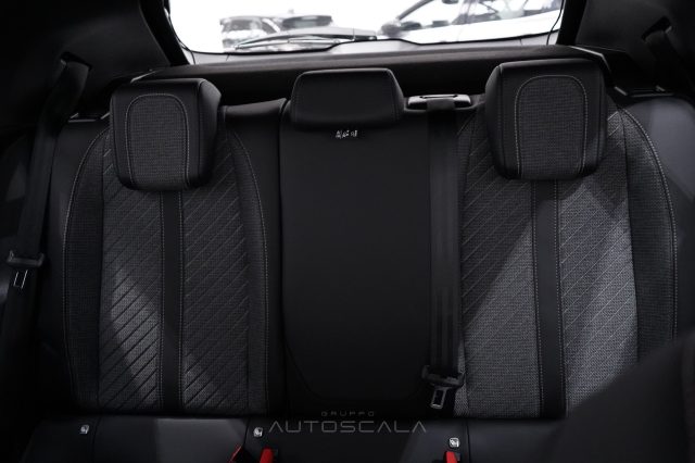 PEUGEOT 2008 usata, con Bracciolo
