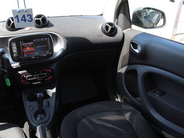 SMART ForTwo usata, con USB