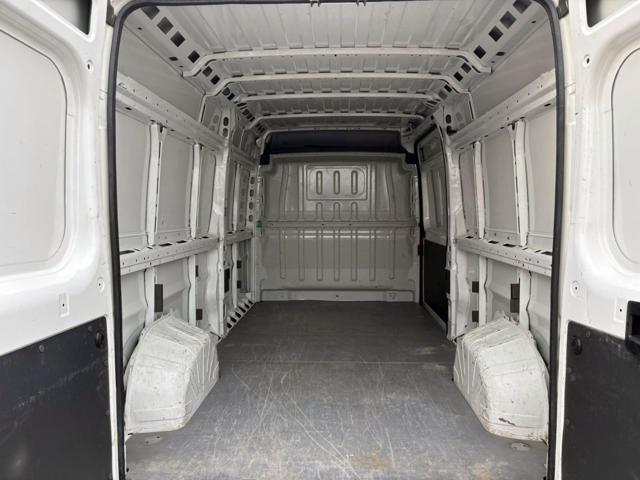 PEUGEOT Boxer usata, con Fendinebbia