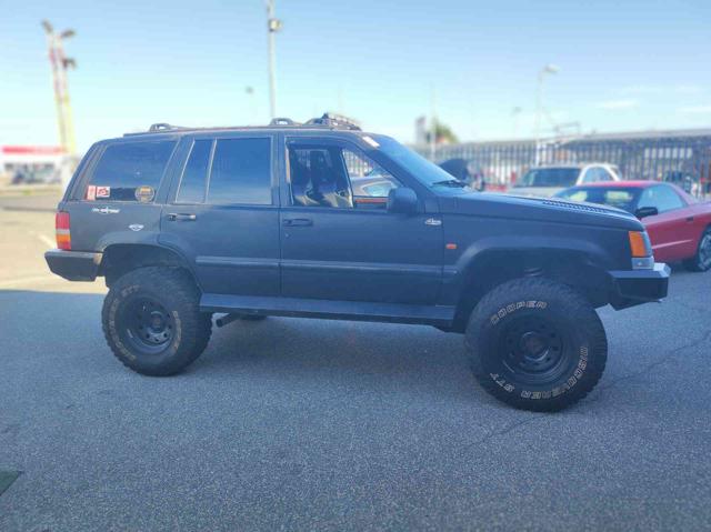 JEEP Grand Cherokee usata, con Airbag