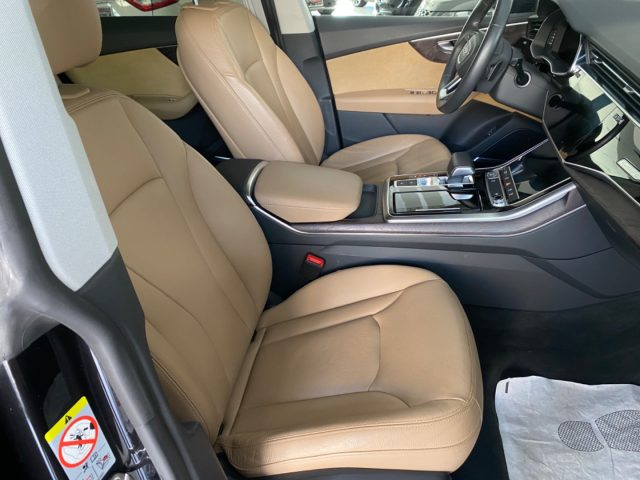 AUDI Q8 usata, con Climatizzatore