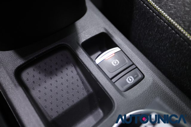 RENAULT Captur usata, con Specchietti laterali elettrici