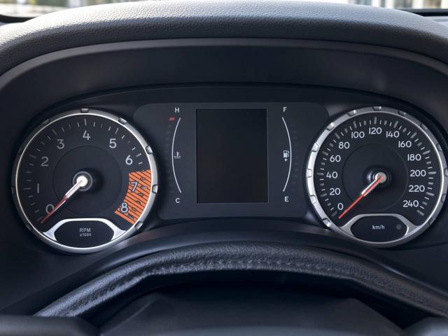 JEEP Renegade usata, con USB