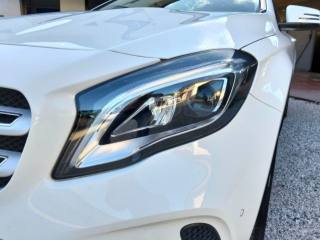 MERCEDES-BENZ GLA 180 usata, con Alzacristalli elettrici