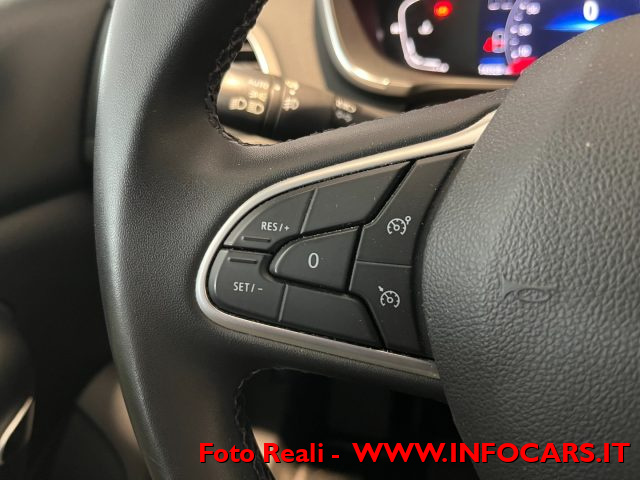 RENAULT Megane usata, con Fari LED