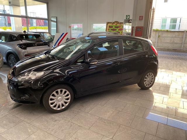FORD Fiesta usata, con USB