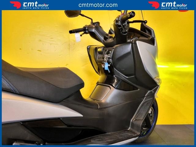 SUZUKI Burgman AN 400 usata 8