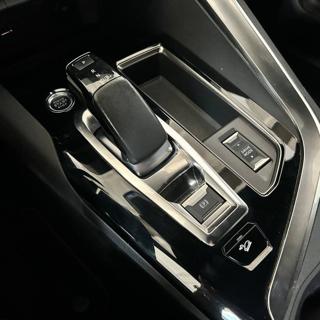 PEUGEOT 3008 usata, con Luci diurne LED