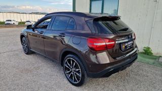 MERCEDES-BENZ GLA 180 usata, con Airbag