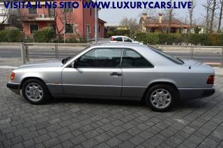 MERCEDES-BENZ CE 200 usata, con Autoradio