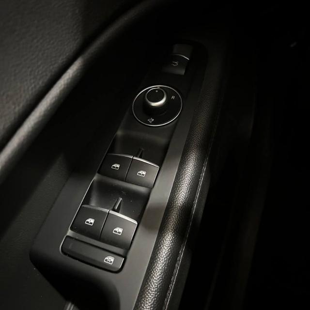 ALFA ROMEO Stelvio usata, con Volante multifunzione