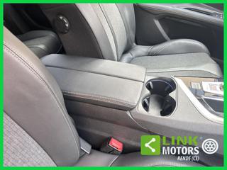PEUGEOT 3008 usata, con Sensori di parcheggio anteriori