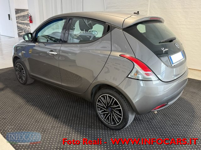 LANCIA Ypsilon usata, con Airbag