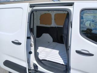 TOYOTA Proace City usata, con Fendinebbia