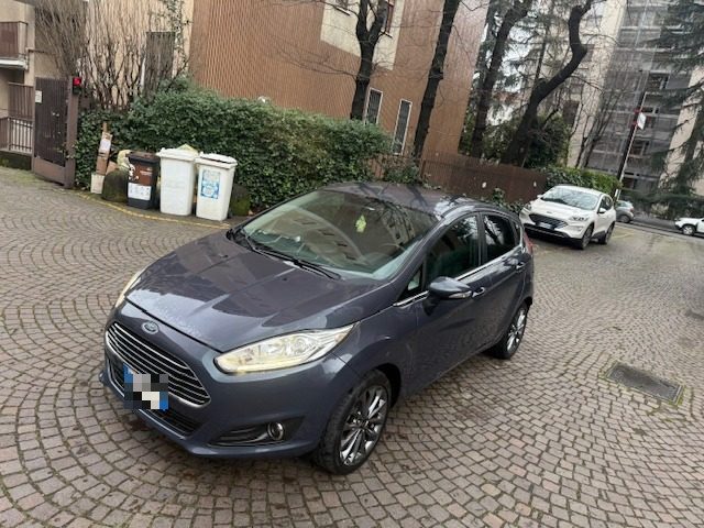 FORD Fiesta usata, con Airbag
