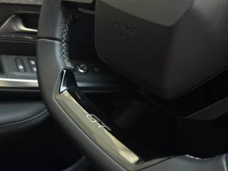 PEUGEOT 3008 usata, con USB