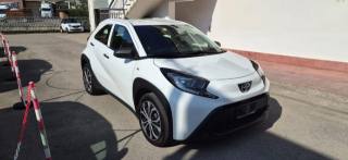 TOYOTA Aygo X usata, con Autoradio