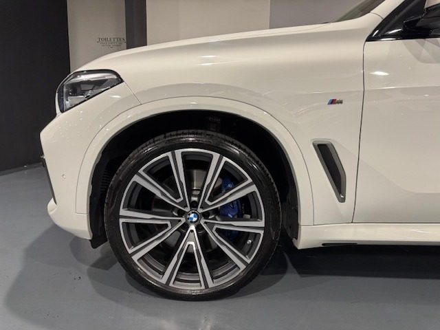 BMW X5 usata, con Leve al volante