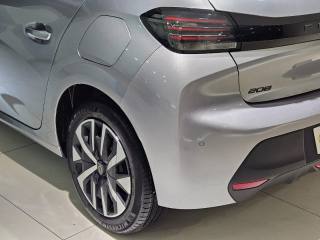 PEUGEOT 208 usata, con Airbag Passeggero