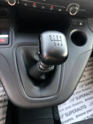 TOYOTA Proace City usata, con Sensori di parcheggio anteriori