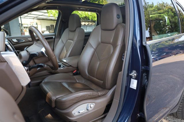 PORSCHE Cayenne usata, con Sound system