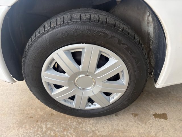 PEUGEOT 106 usata 16