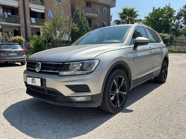 VOLKSWAGEN Tiguan usata, con Airbag laterali