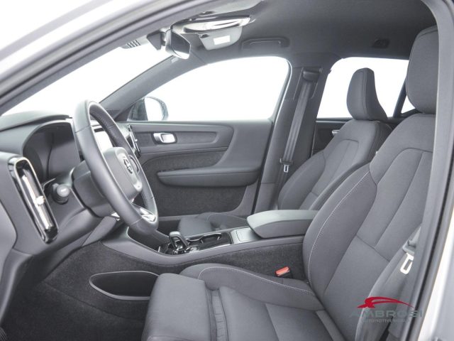 VOLVO XC40 usata 8
