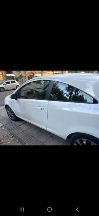 OPEL Corsa usata, con Airbag laterali