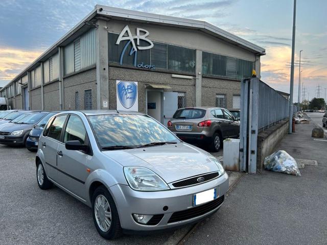 FORD Fiesta usata, con ABS