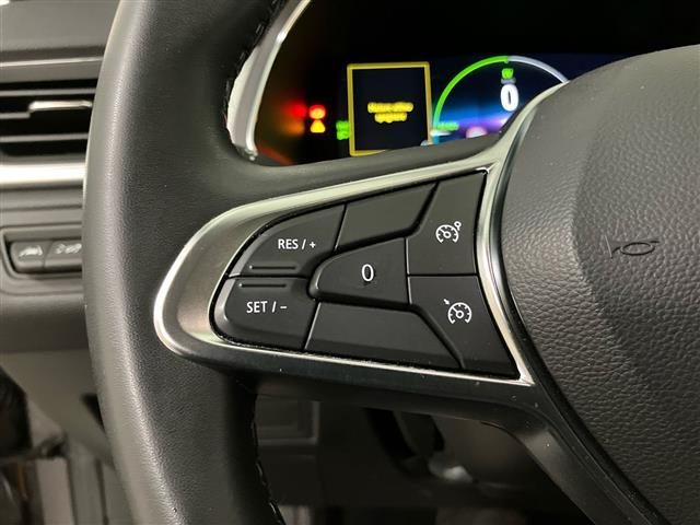 RENAULT Captur usata, con Sensori di parcheggio posteriori