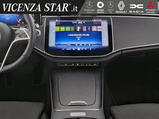 MERCEDES-BENZ E 220 usata, con Alzacristalli elettrici