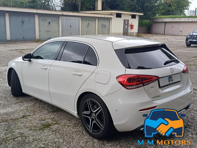 MERCEDES-BENZ A 180 usata, con Cerchi in lega
