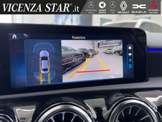 MERCEDES-BENZ A 180 usata, con Touch screen