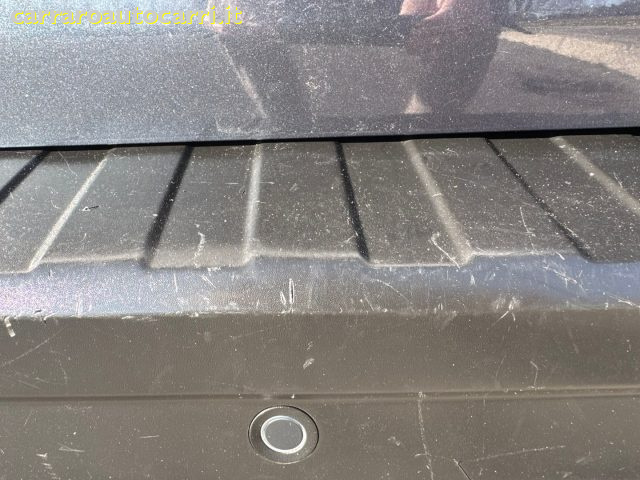 RENAULT Trafic usata, con Sensori di parcheggio posteriori