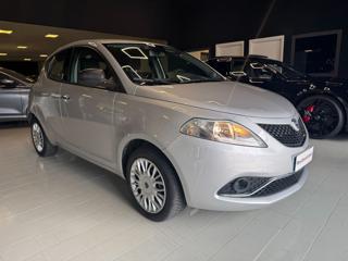 LANCIA Ypsilon 1.2 69 CV 5 porte Silver