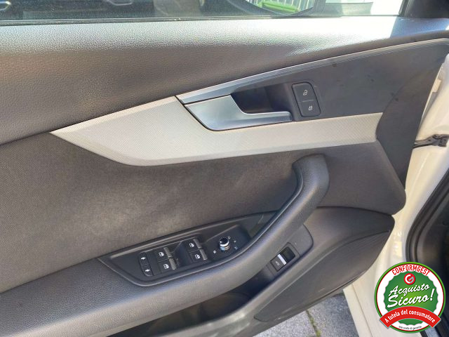 AUDI A4 usata, con Autoradio